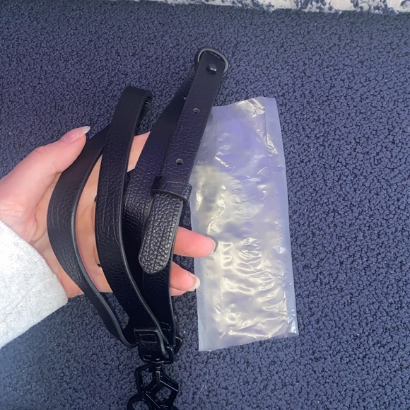 Black purse - Picture 9 of 9